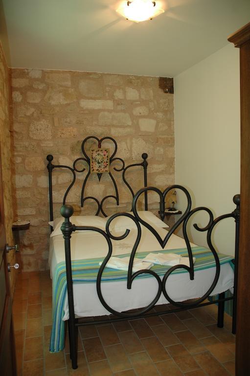 La Mola Maringalli Guest House Cascia Eksteriør bilde